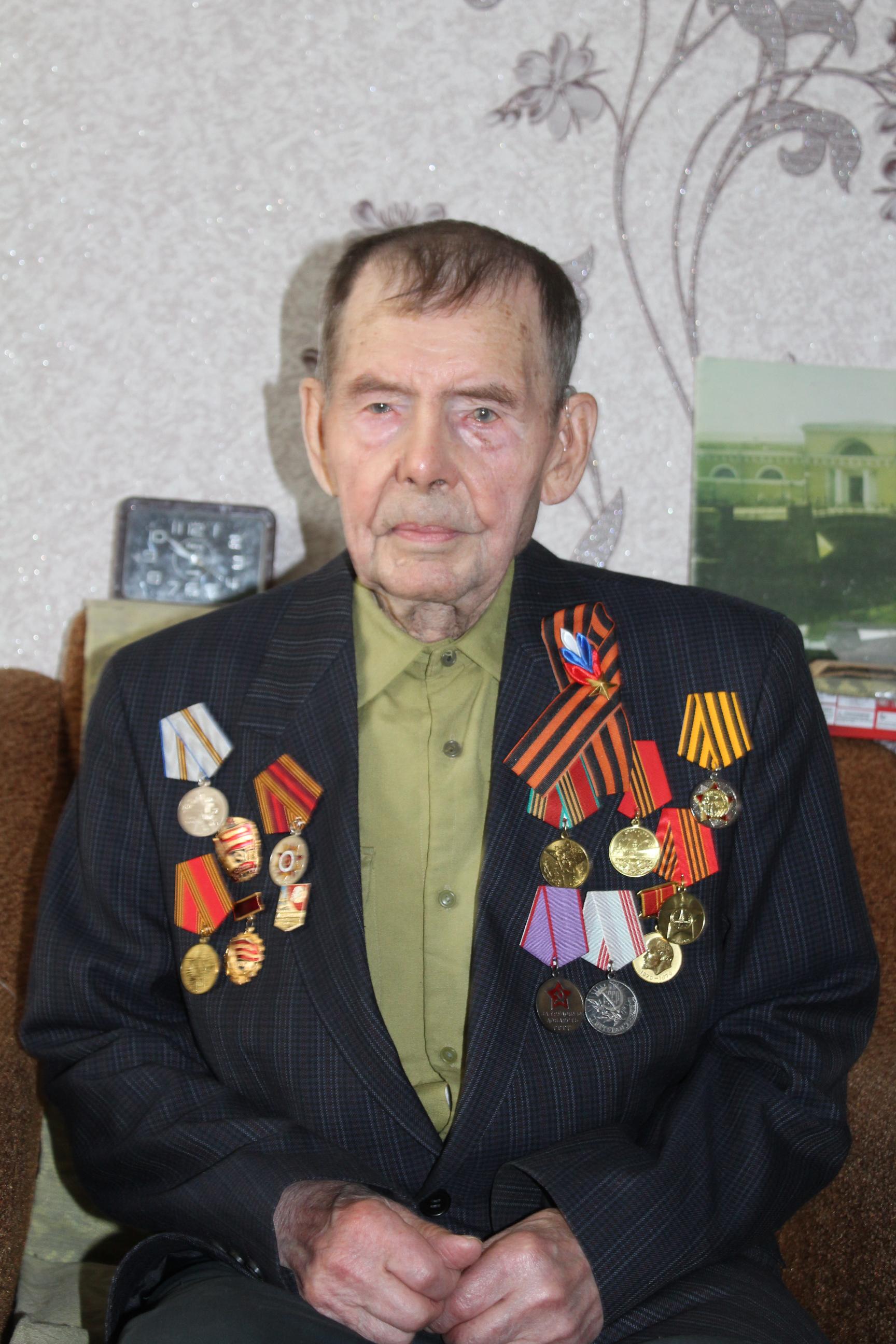 Николая Пригарина поздравили с 95-летием.