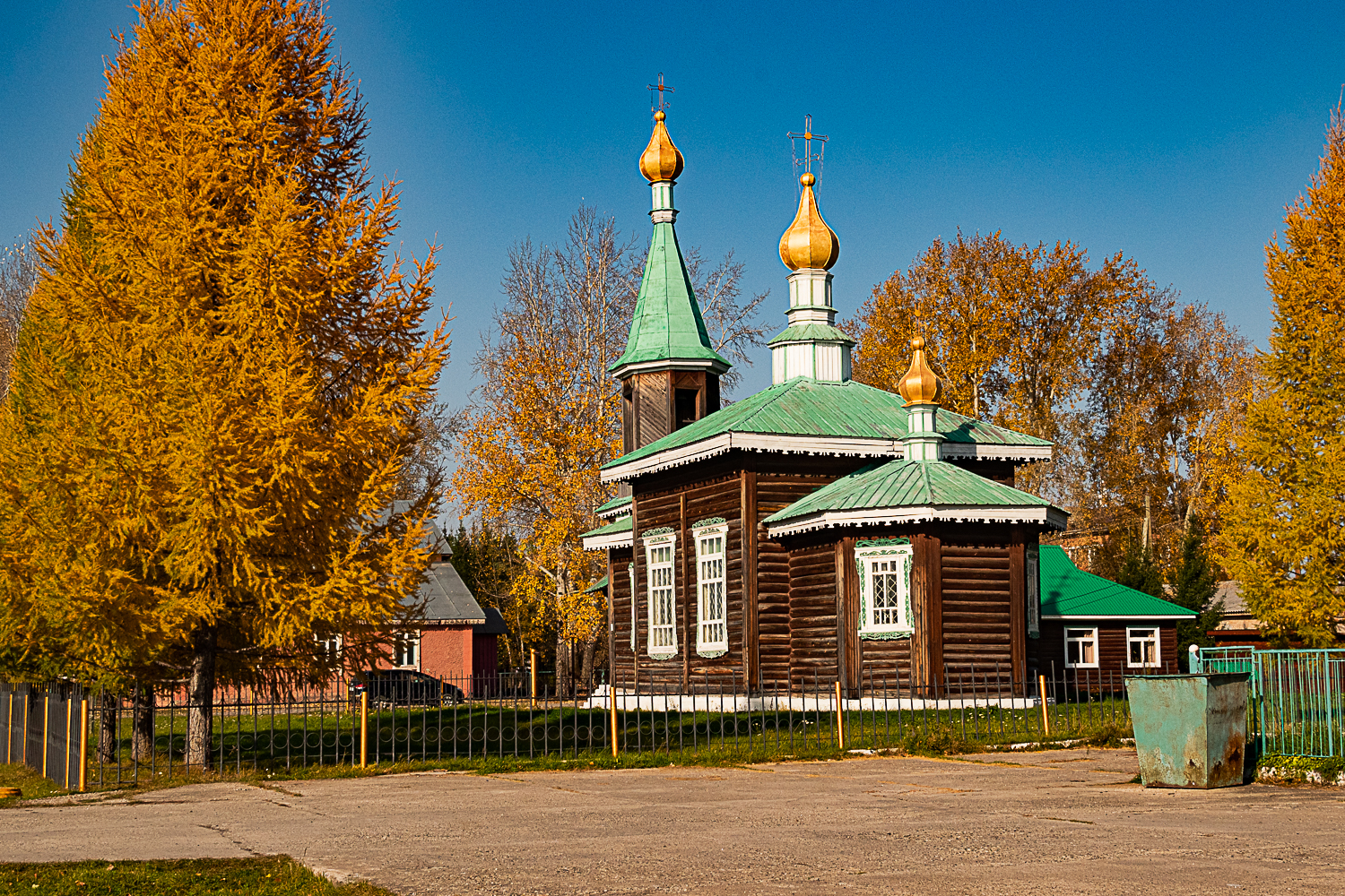 Свято-Троицкий храм.