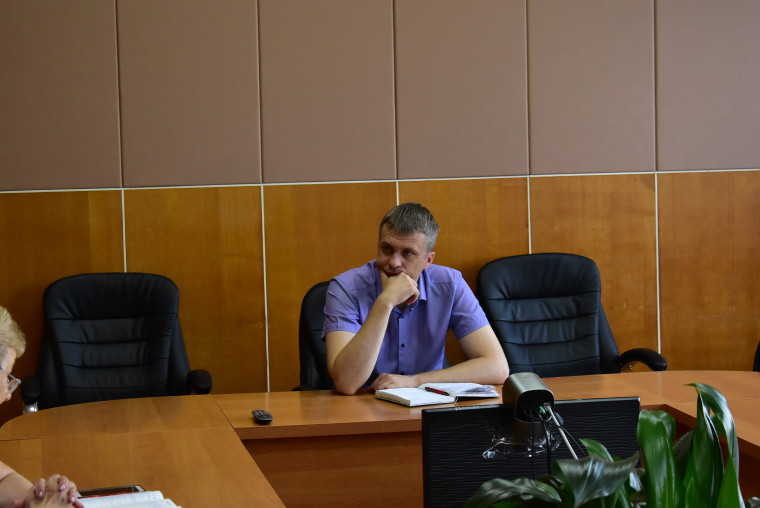 Пора отпусков и ремонтов. Пора отпусков и ремонтов.